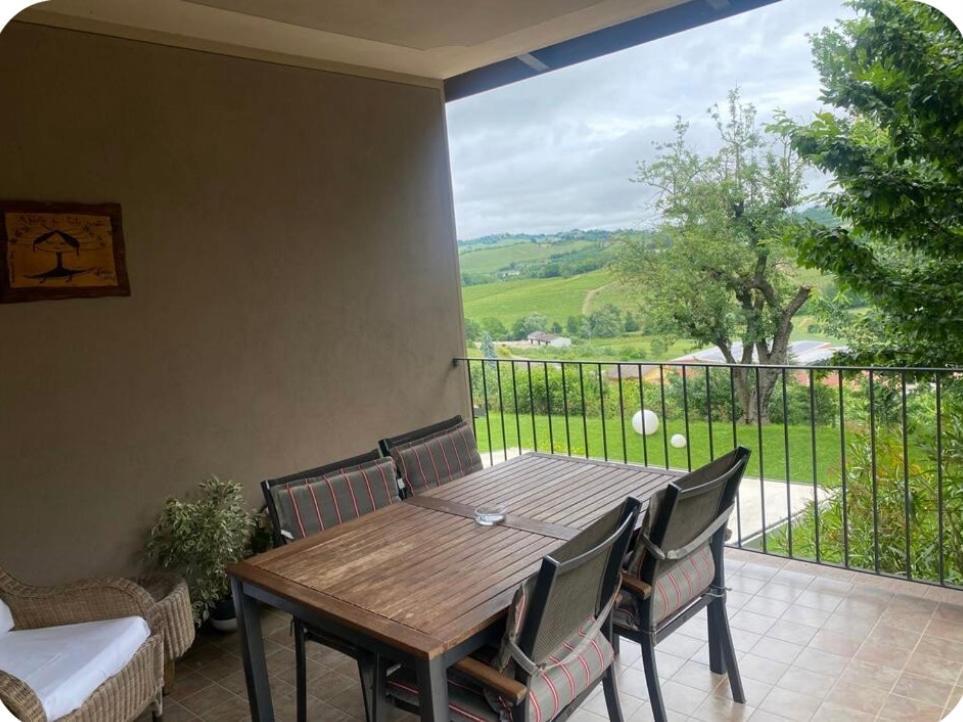 Agriturismo Bottega Di Rosanna Castagnole delle Lanze Exterior foto