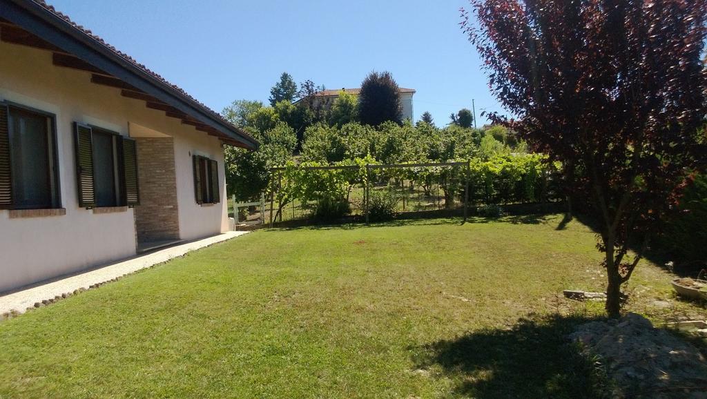 Agriturismo Bottega Di Rosanna Castagnole delle Lanze Exterior foto