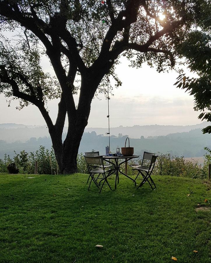 Agriturismo Bottega Di Rosanna Castagnole delle Lanze Exterior foto